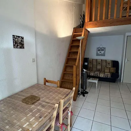 Pavillon 4 Pers. Avec Parking Et Piscine, - Fr-1-701-31