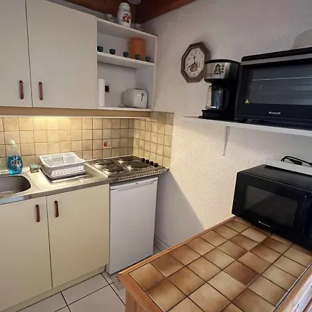 Pavillon 4 Pers. Avec Parking Et Piscine, - Fr-1-701-31 *